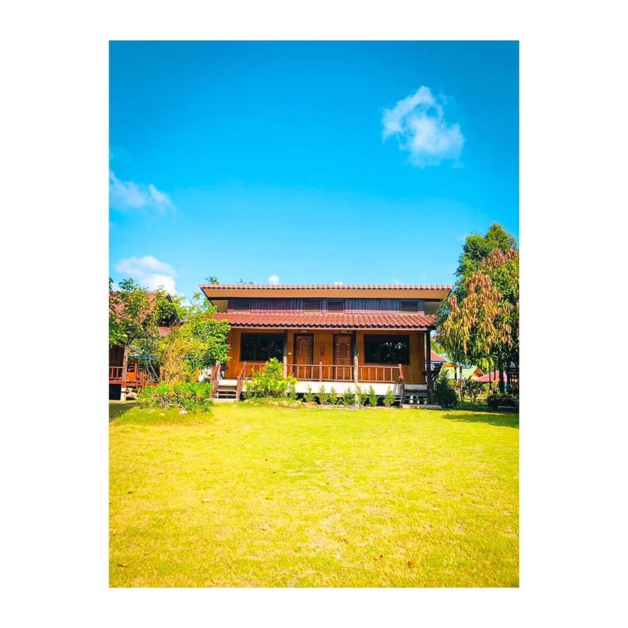 Bann Klong Jao Homestay Ko Kut Exterior photo